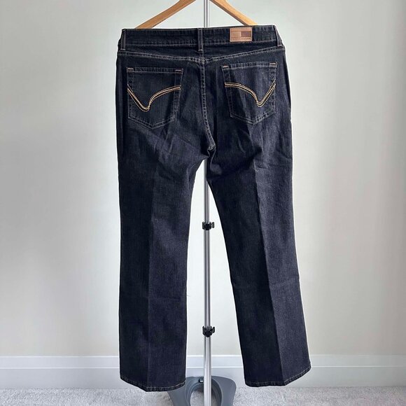 NWOT Tommy Hilfiger Black Women's Jeans, Size 10 🖤 - Picture 2 of 4